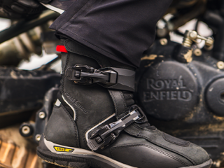 royal-enfield-black-motorcycle-riding-boots-premium-protective-biker-footwear