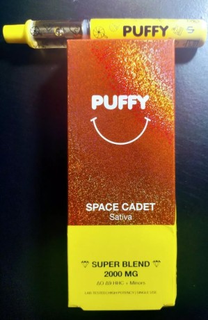 thc-qwin-super-blend-disposable-2g-in-islamabad-big-0